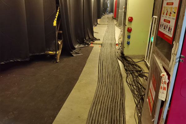 安定柴油发电机组的输出电压可以调节到哪些范围？